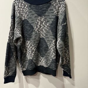 Vintage Point Zero Argyle Knit Sweater | Black & Grey | Size S